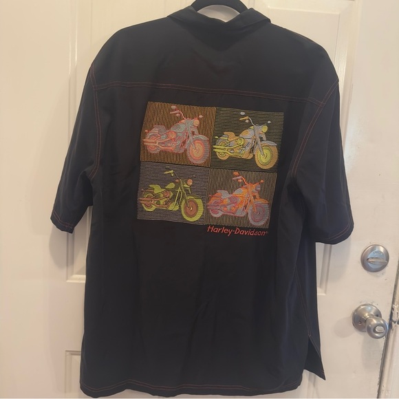 Harley-Davidson Men's Black Shirt with Red Stitching - Picture 5 of 5